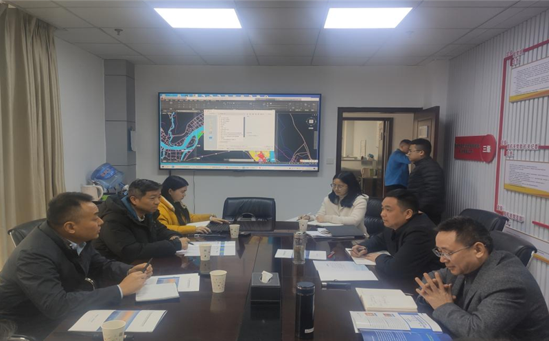 置业集团联合土地集团与雅安市自然尊时凯龙和妄想局开展工业协同交流会