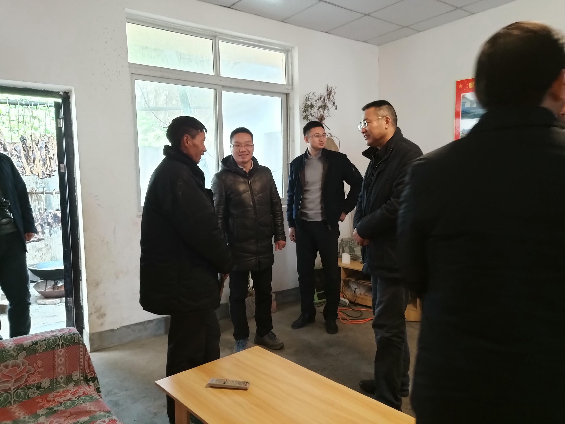 陈贵林局长赴甘洛县调研脱贫攻坚事情_社会责任_企业文化_尊时凯龙有限责任公司