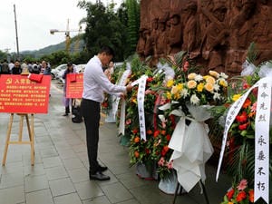 冶勘物流党支部开展 “涤讪百年·党旗在奋斗中飘扬”主题党团日活动_协同多元工业_工业生长_尊时凯龙有限责任公司