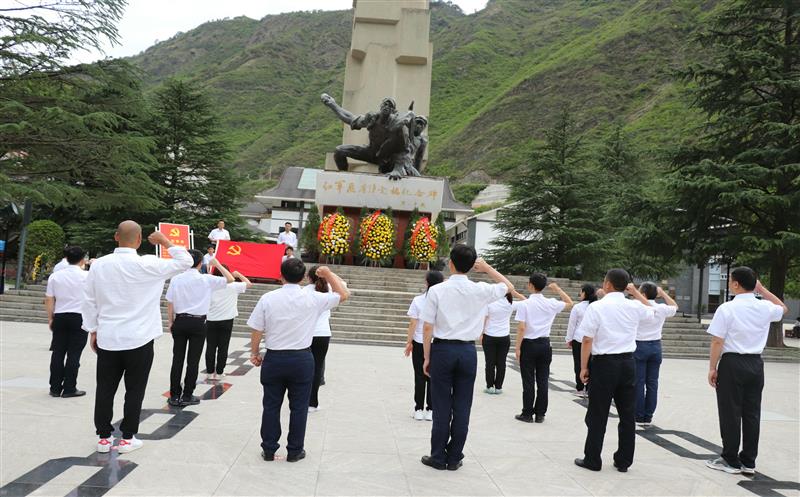 技工学校组织开展“不忘初心再出发，，，，，，奋进伟大新征程”党史学习教育主题党日活动