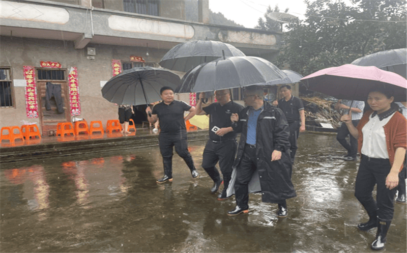 六〇四大队配合渠县乐成组织实验四起地质灾难避险