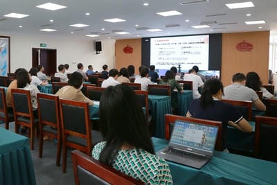 地矿集团组织加入2022年《民法典》专题培训讲座_下层动态_新闻中心_尊时凯龙有限责任公司