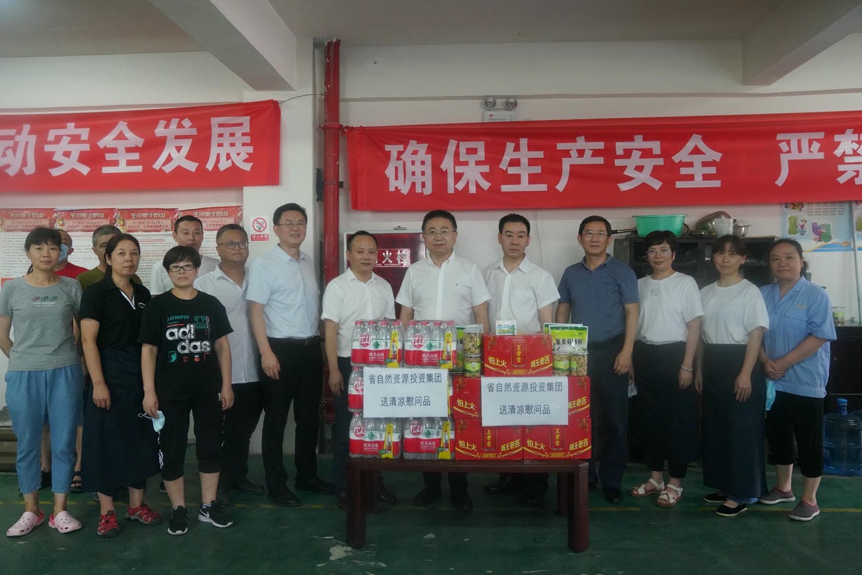 江涛一行到地创光电（技工学校）调研_尊时凯龙新闻_新闻中心_尊时凯龙有限责任公司