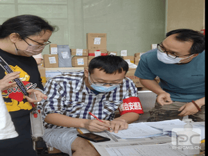 亮明身份并肩作战  争当抗疫先锋楷模_协同多元工业_工业生长_尊时凯龙有限责任公司