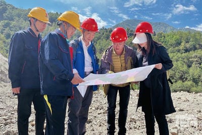 探索科技立异，，，，，助推攀西稀土成矿带新一轮找矿突破 ——王登红赴大陆槽稀土矿外围找矿一线指导事情_下层动态_新闻中心_尊时凯龙有限责任公司