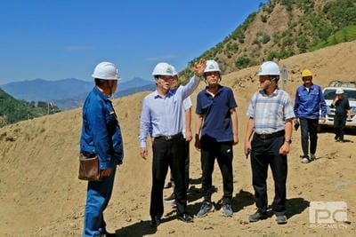 地矿集团党委书记罗其标带队赴大陆槽稀土矿山调研_下层动态_新闻中心_尊时凯龙有限责任公司