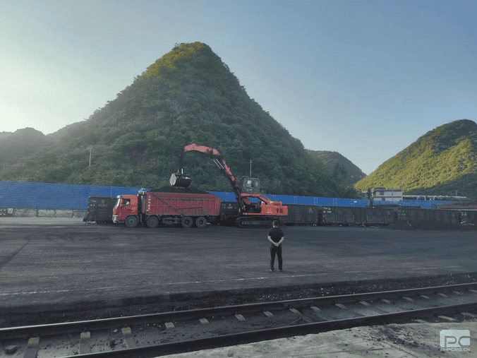 吹响“冲锋号” 五一“我继续” ——冶勘物流公司奋战电煤供应第一线_协同多元工业_工业生长_尊时凯龙有限责任公司