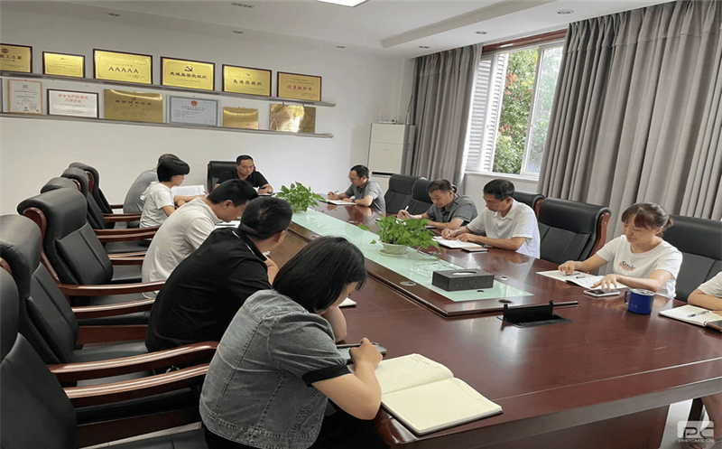 学习贯彻习近平新时代中国特色社会主义头脑，，，，，扎实推动党风廉政建设