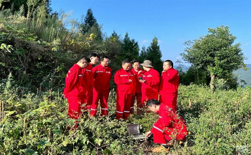 张光大前往项目一线开展清静质量检查