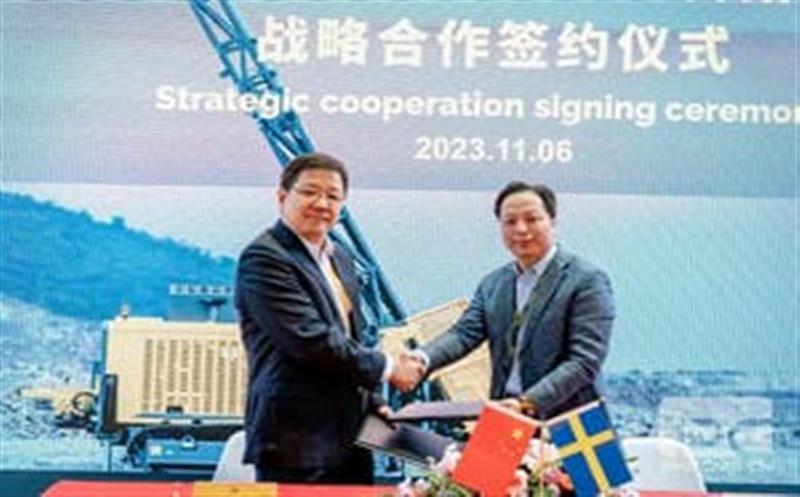 进博为媒，，，，，，助力生长丨华锋钻探与安佰拓乐成签署周全战略协议