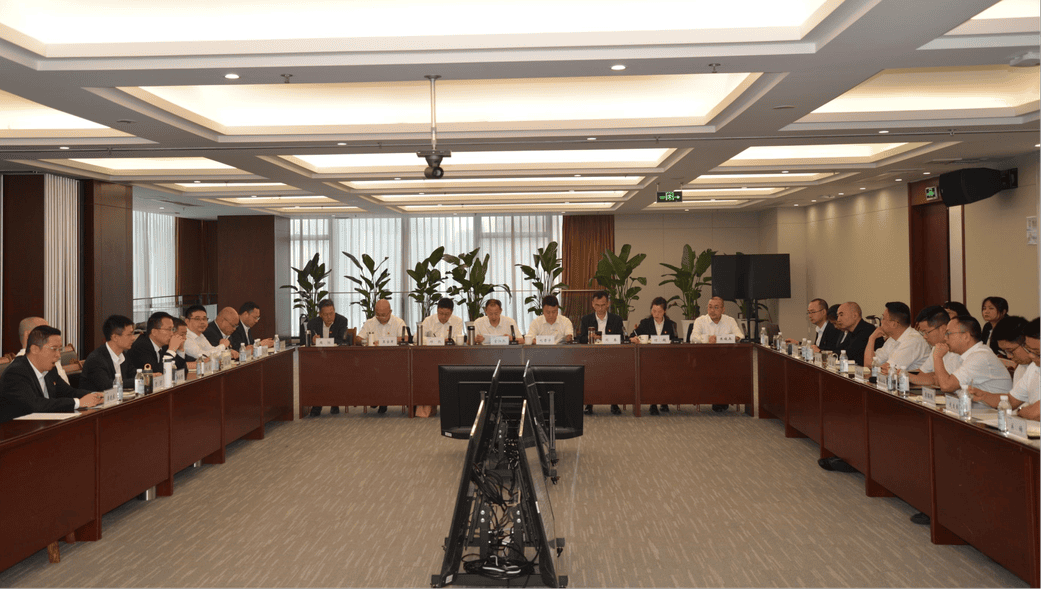 置业集团党委组织召开理论学习中心组 专题学习（扩大）会_下层动态_新闻中心_尊时凯龙有限责任公司