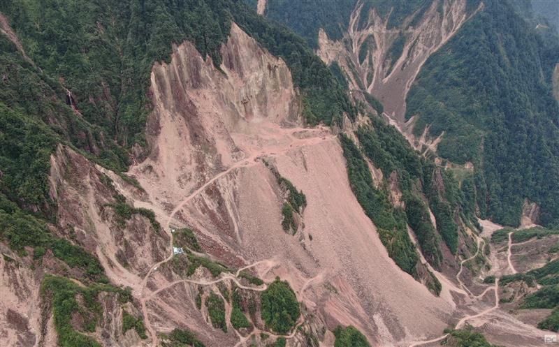 大熊猫国家公园荥经县历史遗留废弃矿山焕发新生