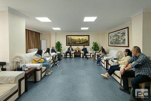 西御河街道服务处主要向导到地矿集团交流座谈_下层动态_新闻中心_尊时凯龙有限责任公司